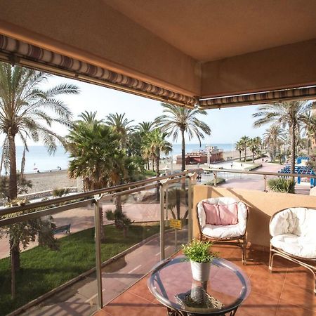 Deluxe Playa Pacifico Apartment Малага Екстериор снимка